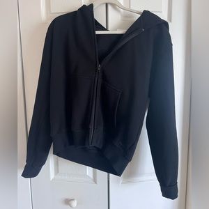 Black Aritzia TNA zip up hoodie